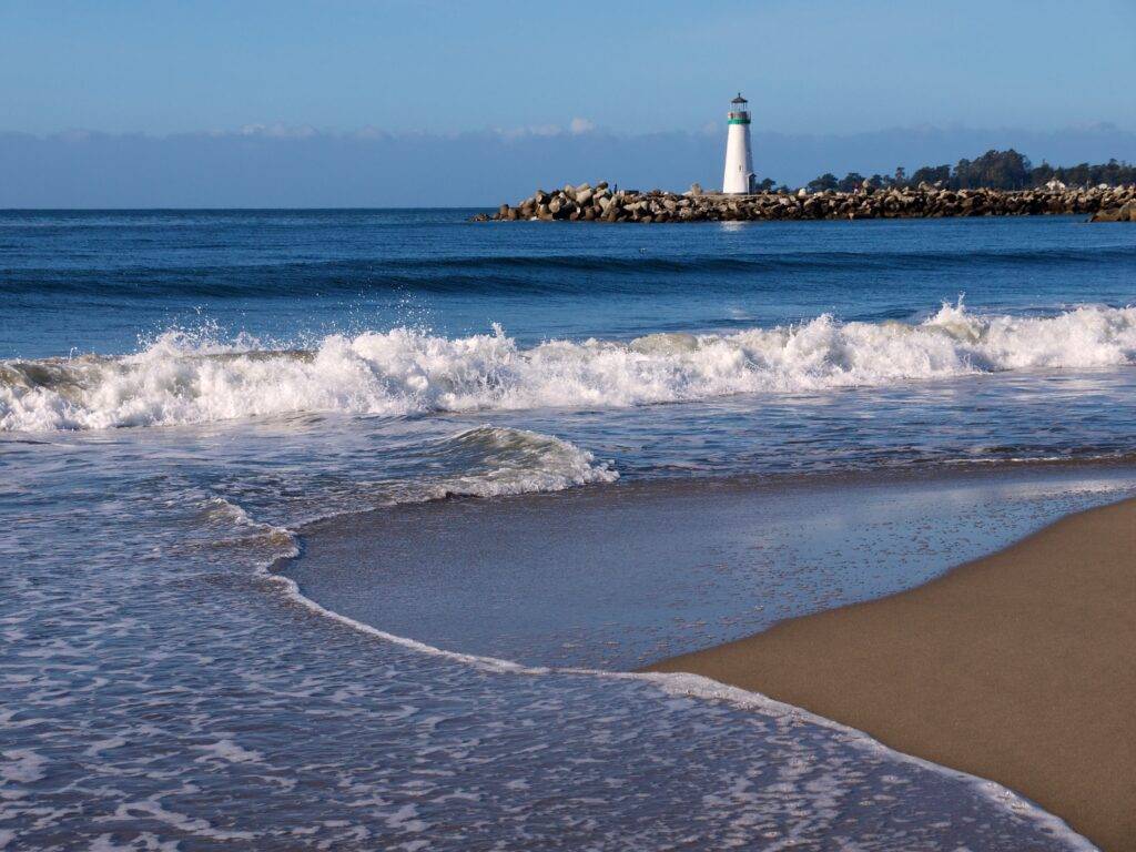 Twin Lakes State Beach and Lighthouse